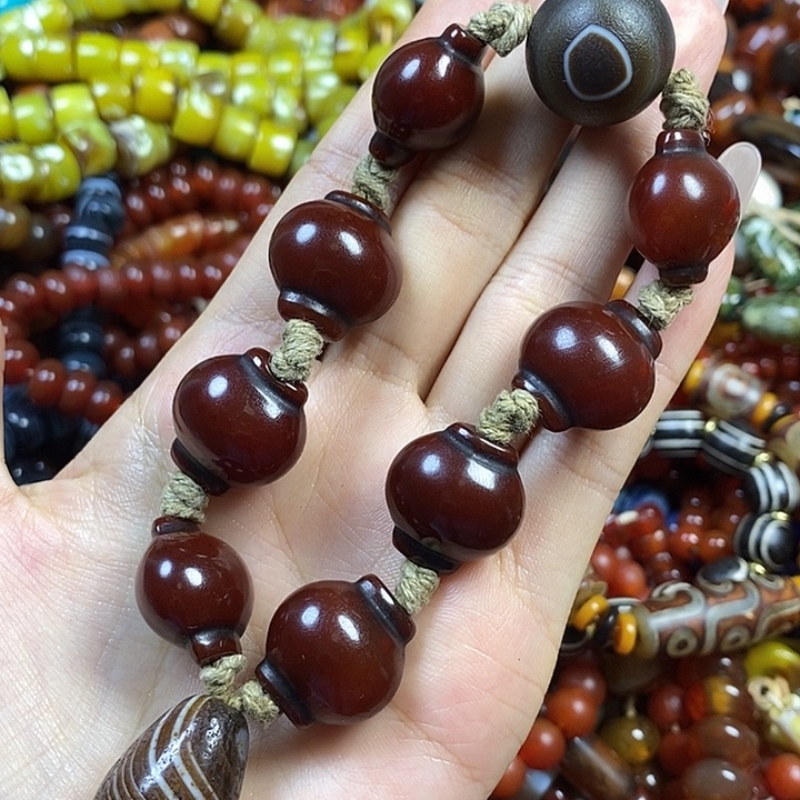 未镶嵌颈饰玛瑙/玉髓