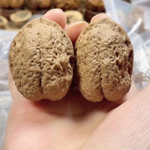 文玩核桃把件镇妖塔带彩42+
