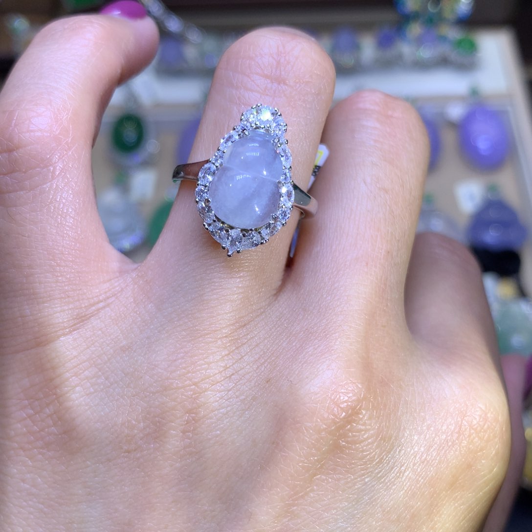 翡翠颈饰银S925镶嵌翡翠