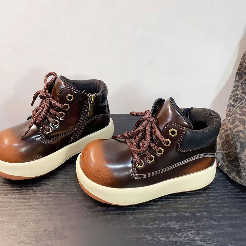 儿童靴子2025秋季新款男女童马丁靴丑萌大头靴子擦色做旧棕色短靴