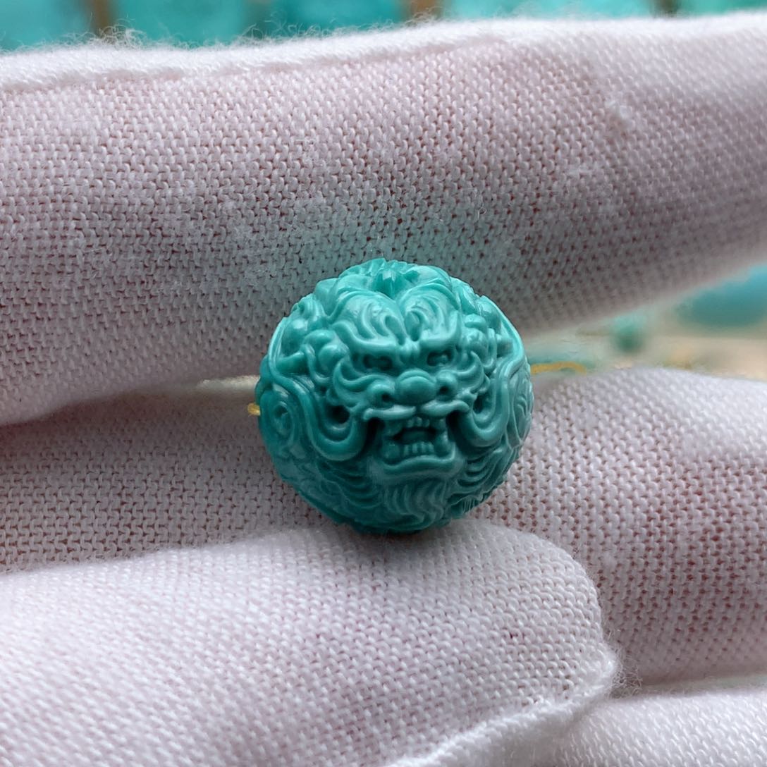 绿松石颈饰未镶嵌