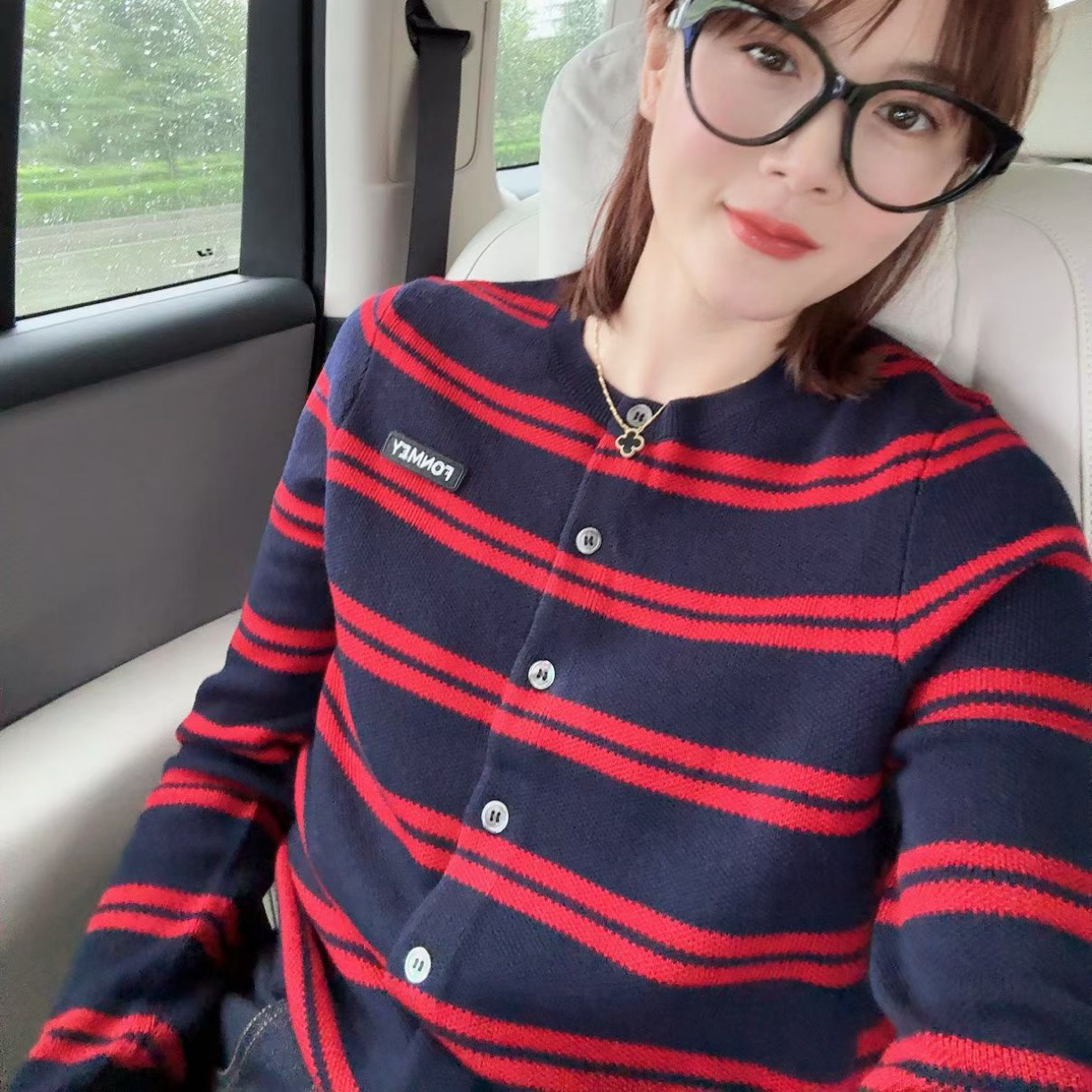 长袖条纹秋季修身型圆领毛针织衫上衣时尚经典休闲
