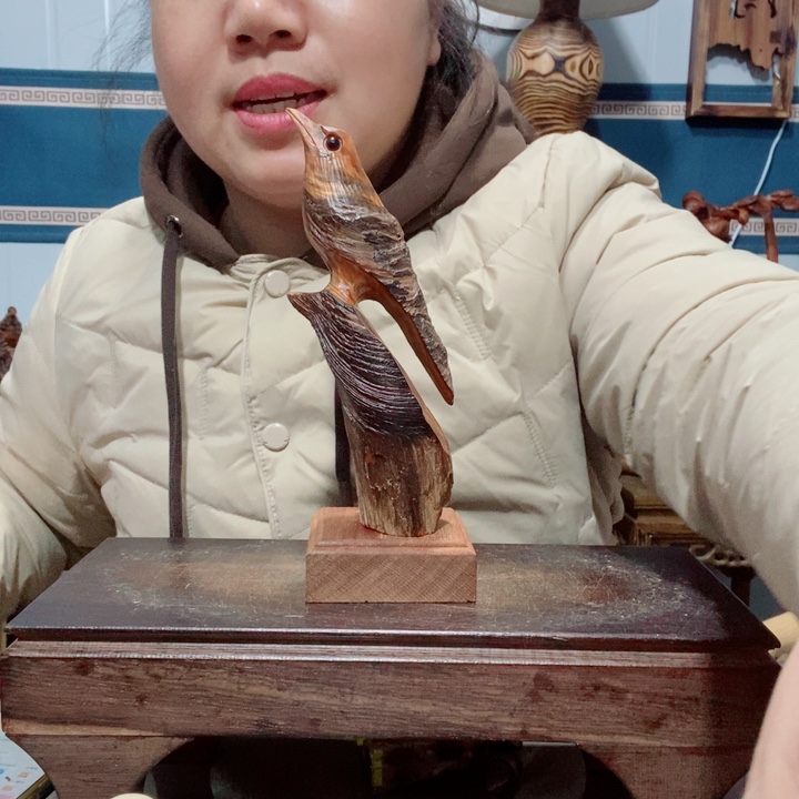 永***军百年树的设计风格