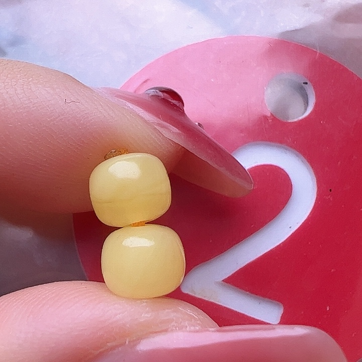 蜜蜡裸石未镶嵌6mm 老型