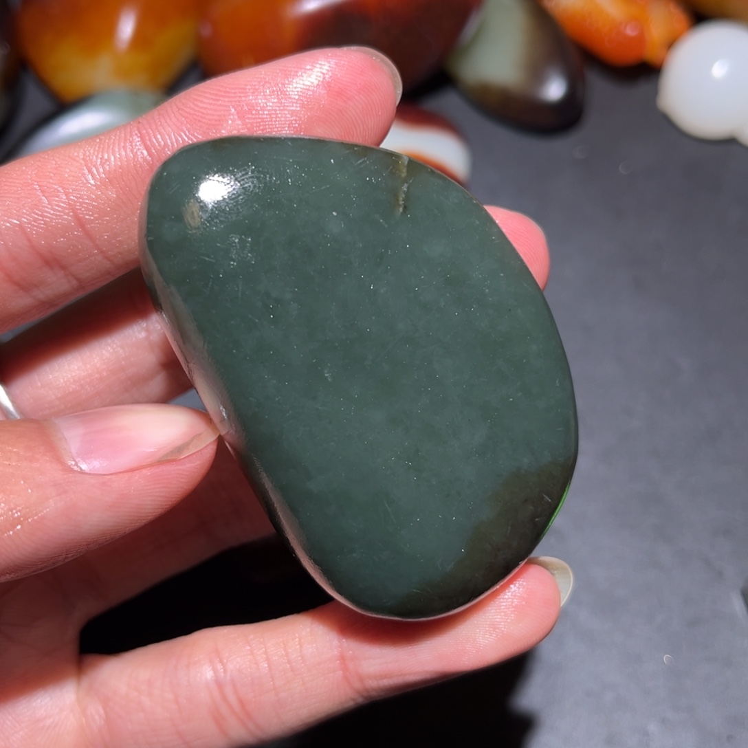 和田玉未镶嵌珠宝奇石