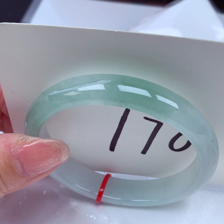 翡翠手镯（贵妃镯）未镶嵌翡翠