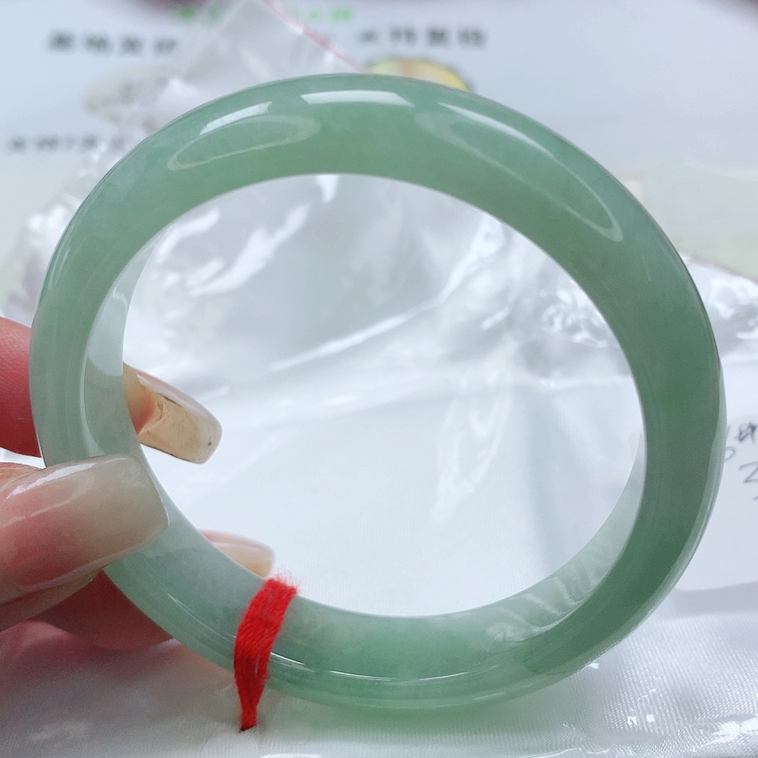 【闪购商品】翡翠手镯未镶嵌缅甸天然A货翡翠