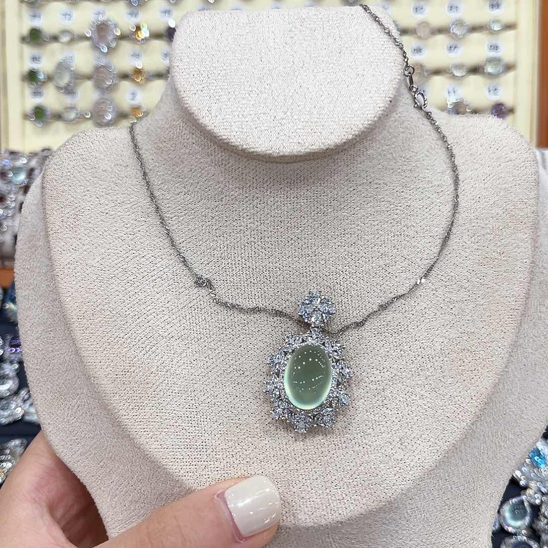 洛***）蛇纹石玉银S925镶嵌颈饰