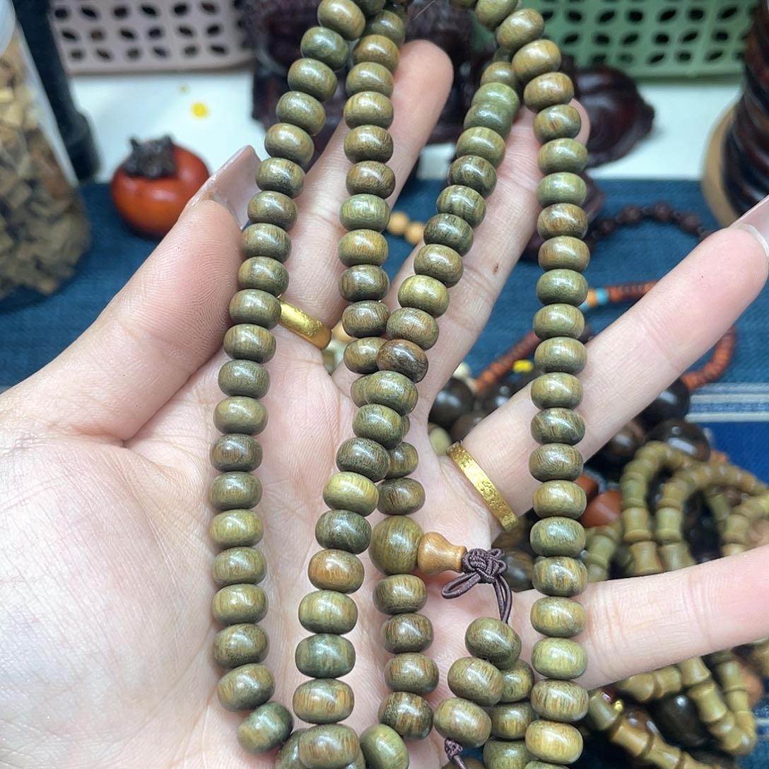 维腊木（绿檀）无事牌