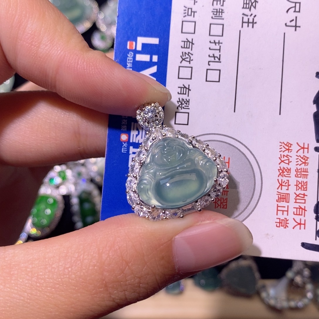 翡翠未镶嵌颈饰天然
