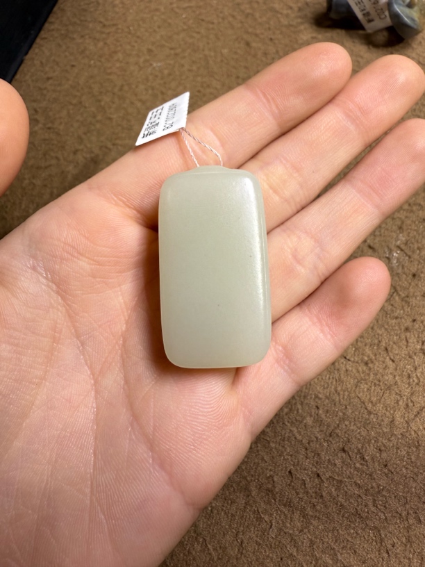 新疆和田玉且末料