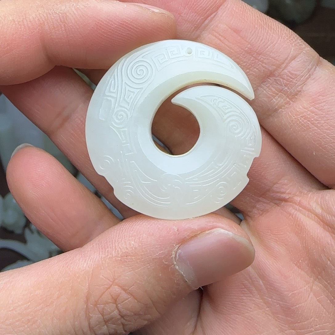 和田玉挂件未镶嵌时来运转