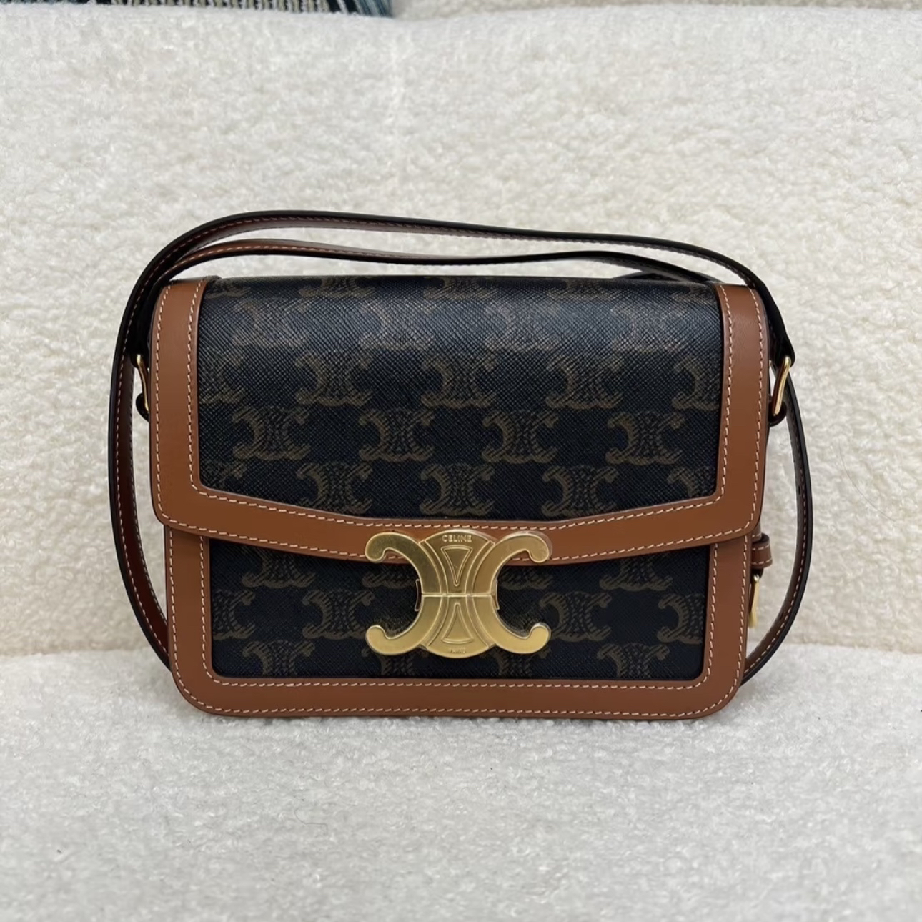 95新 Celine/思琳 塞林凯旋门邮差斜挎包/送中检