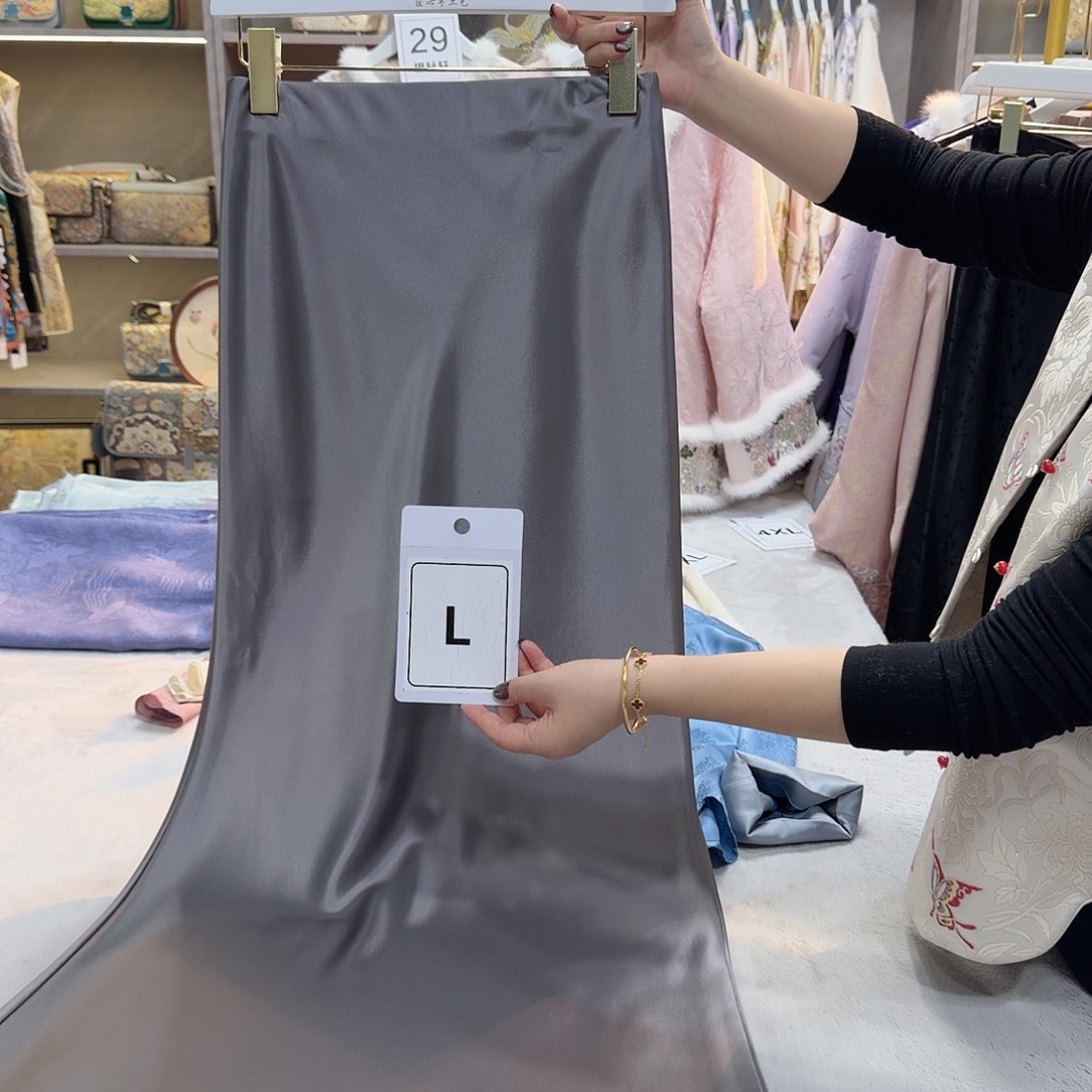 静***逸好看好看好好看啊好