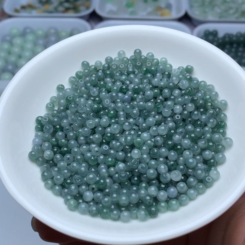 【闪购商品】未镶嵌翡翠手链卡3.7冰蓝水100颗