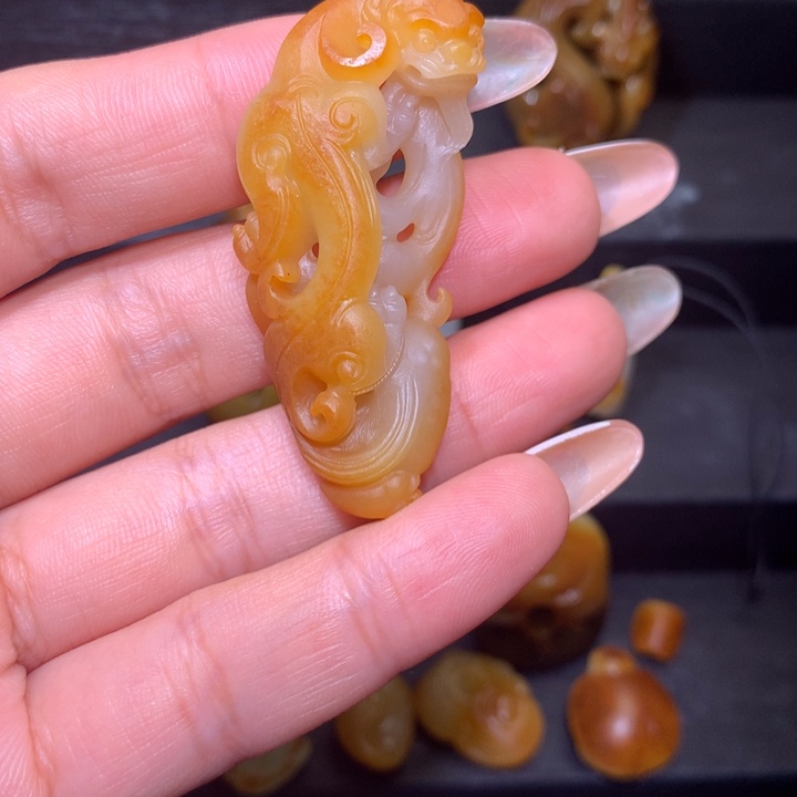 颈饰未镶嵌和田玉