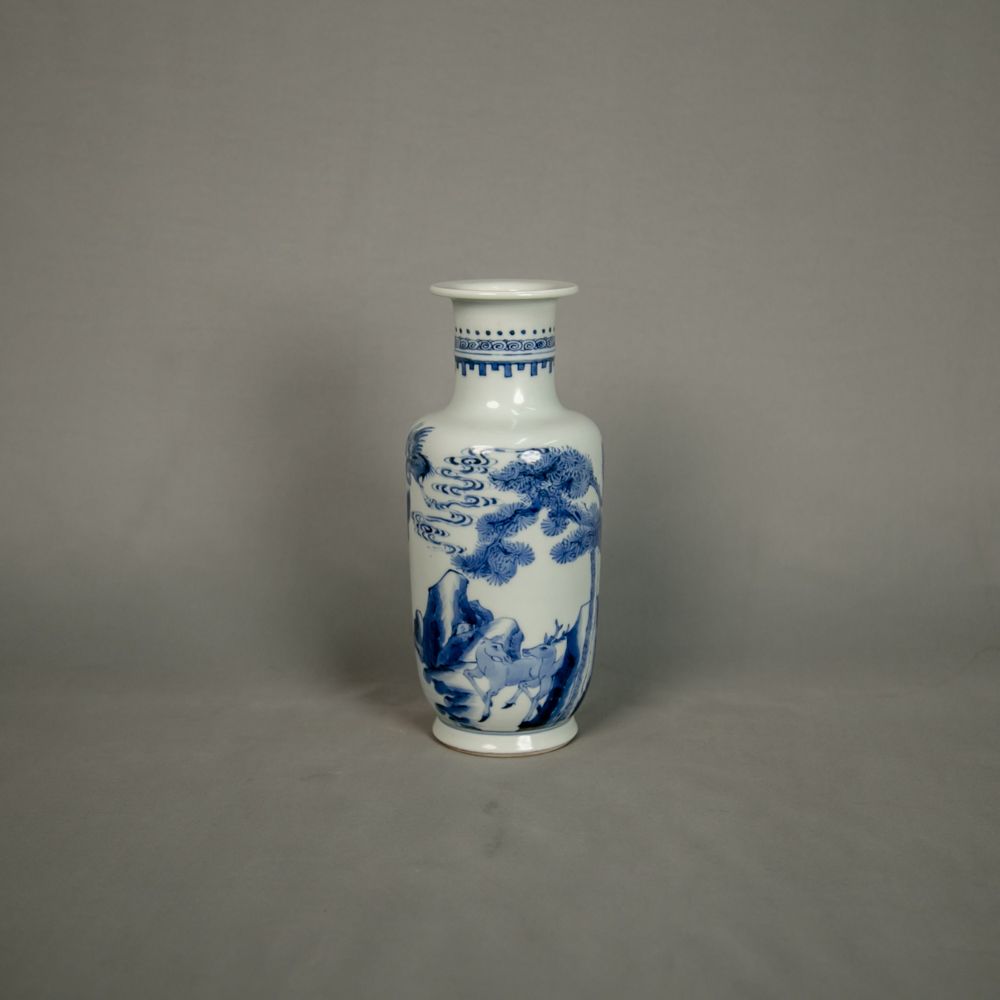 青花山水风景纹棒槌瓶A3-366