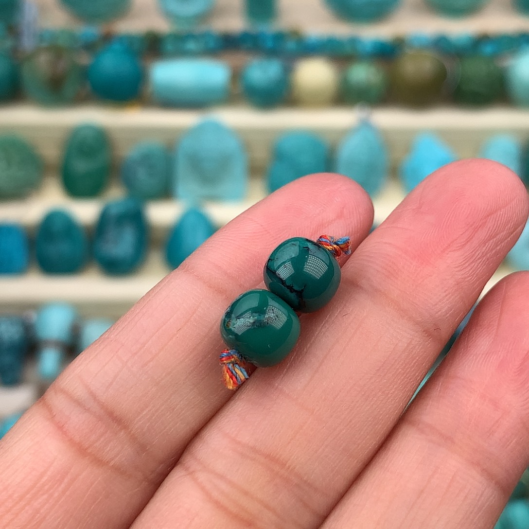 绿松石未镶嵌珠宝奇石8