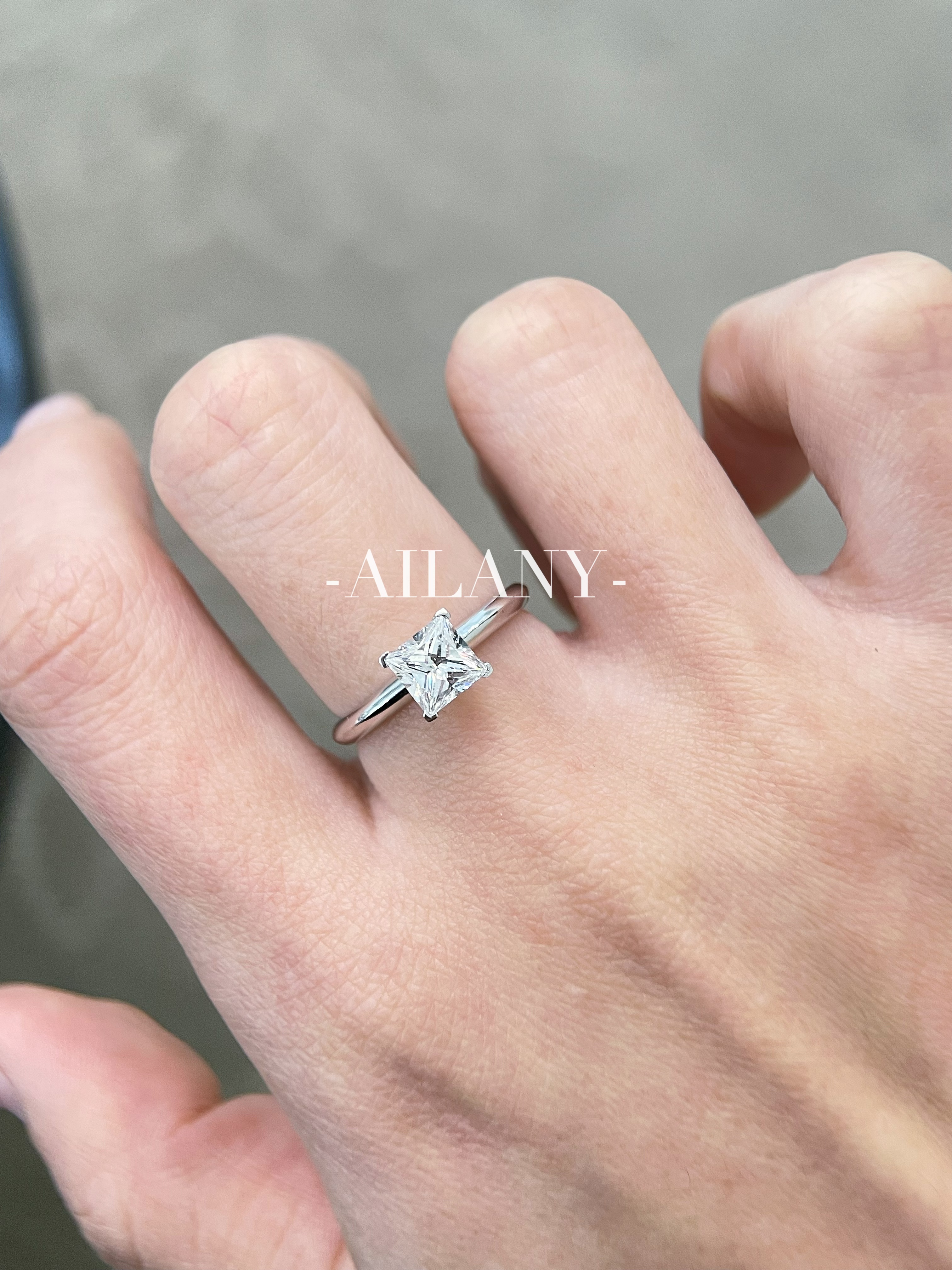 【合成/培育】PT950铂金90分培育钻经典四爪戒指刀锋戒臂简约婚戒