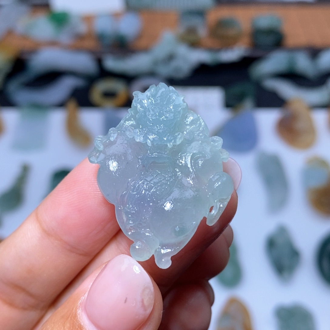 【闪购商品】定制翡翠未镶嵌龙