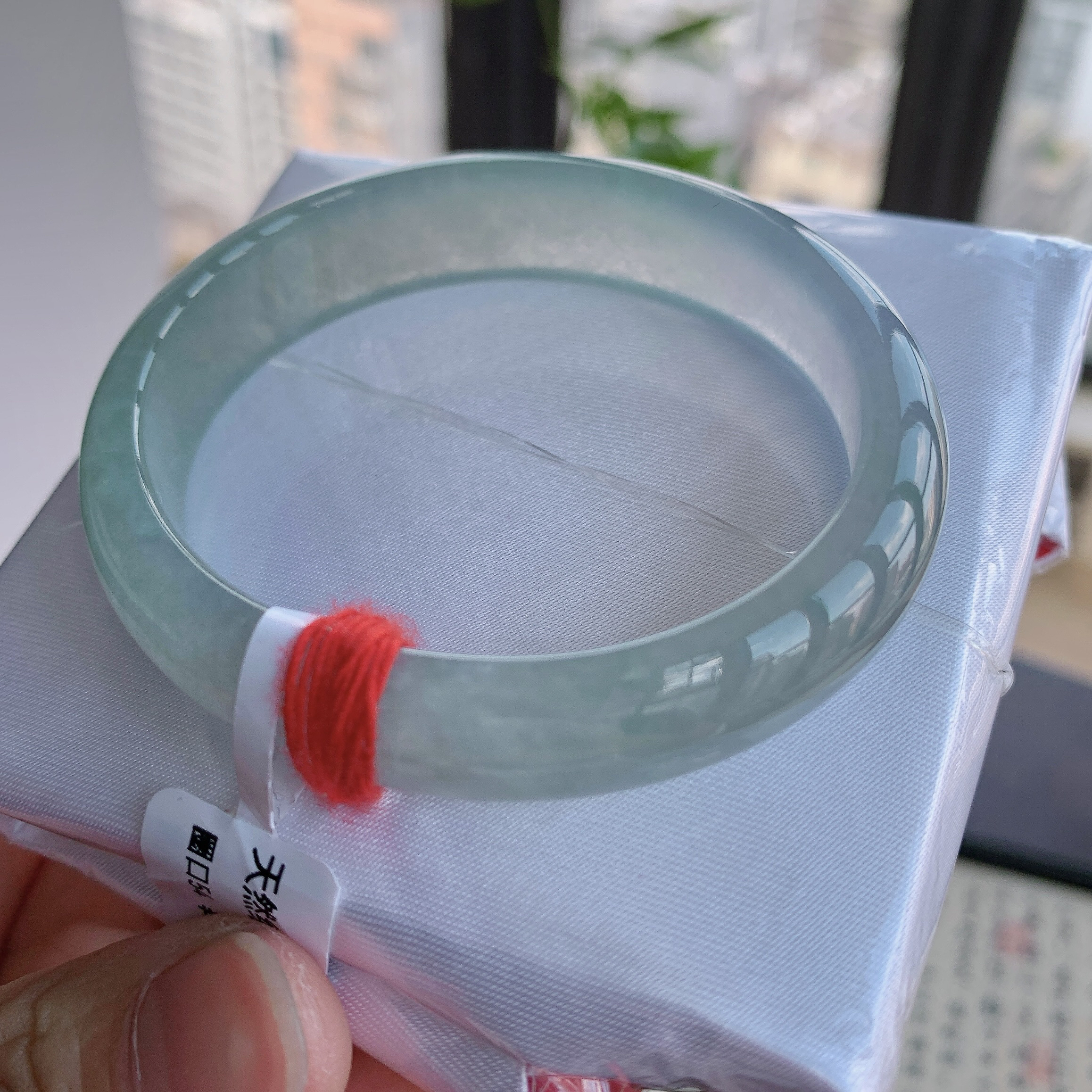 天然缅甸A货翡翠53-54圈冰种起光春彩水润细腻贵妃手镯女款036