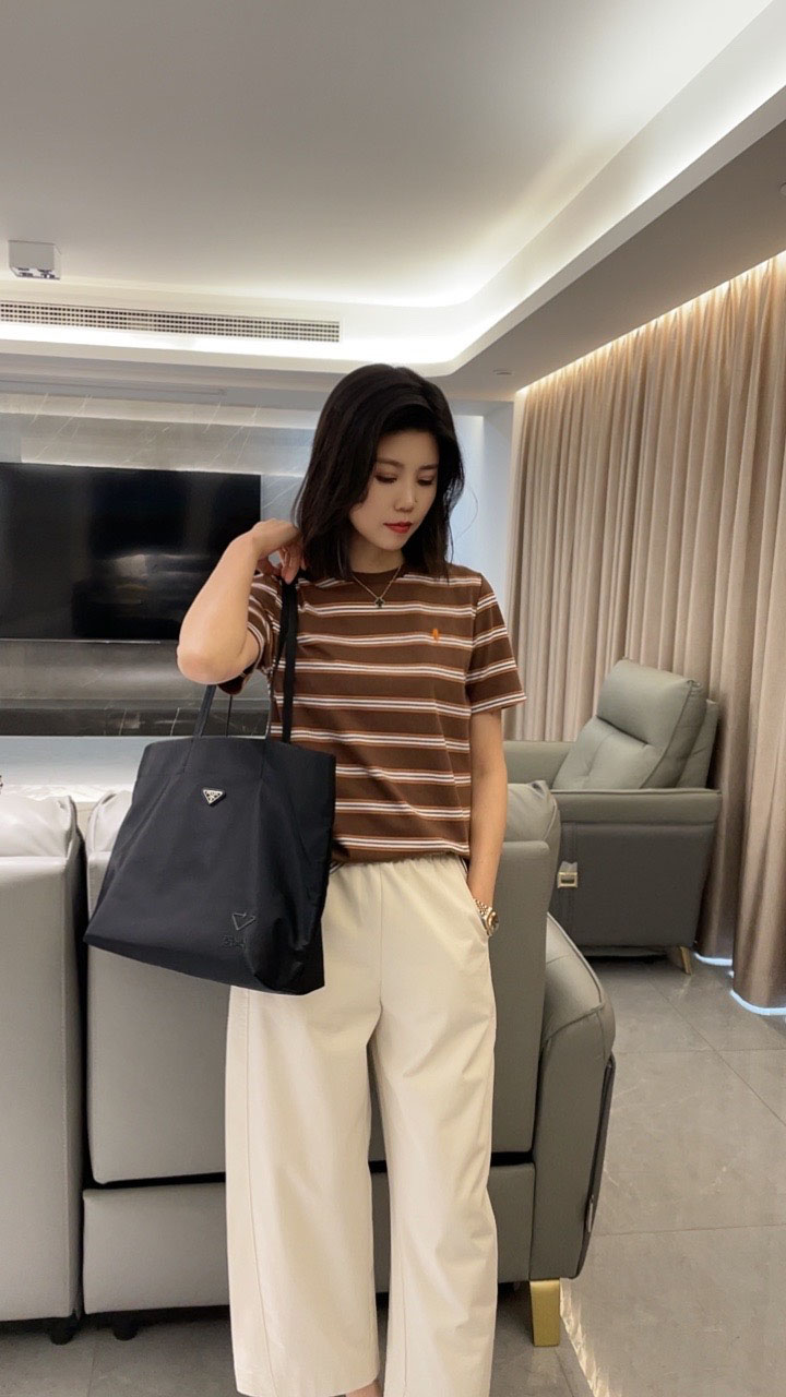 JY25夏款时尚圆领显瘦休闲百搭经典条纹T恤