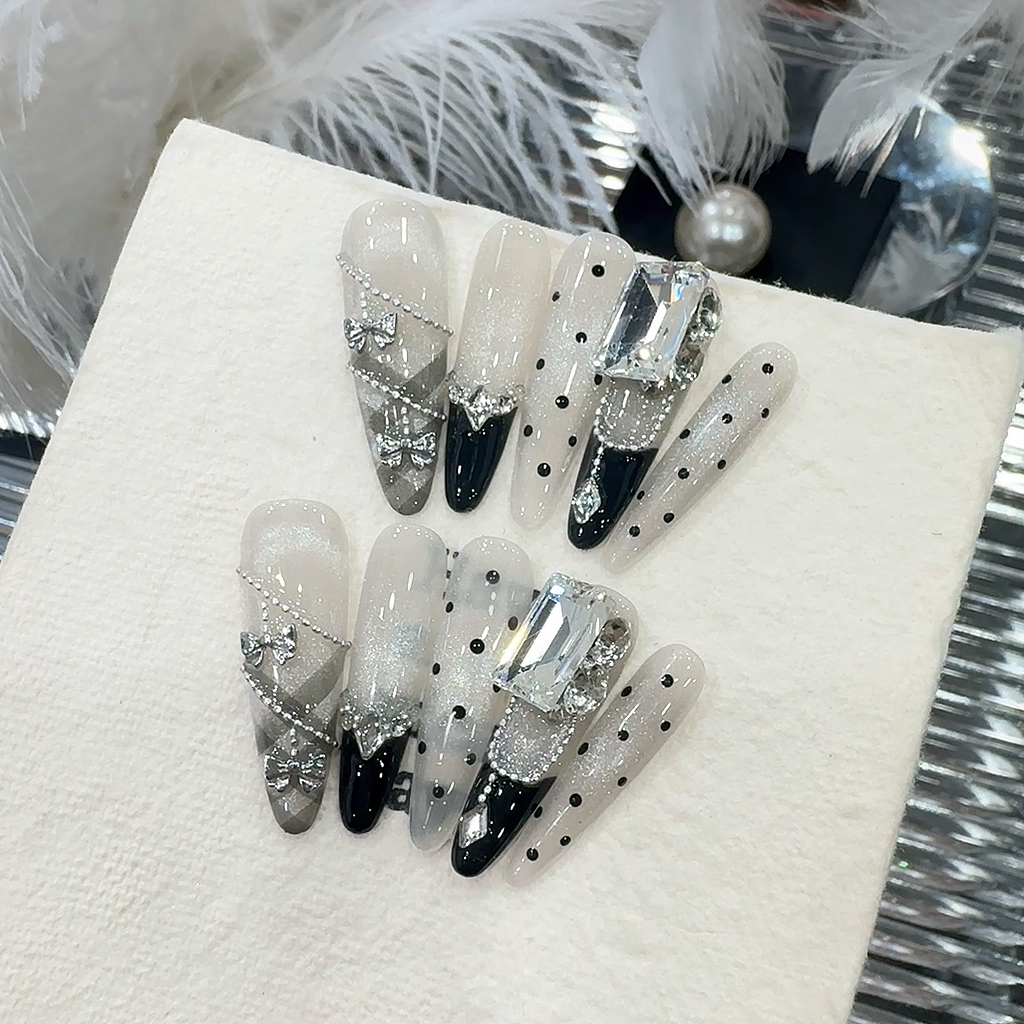 轻奢miu系波点千金风猫眼美甲纯手工美甲穿戴甲片假指甲贴指甲贴