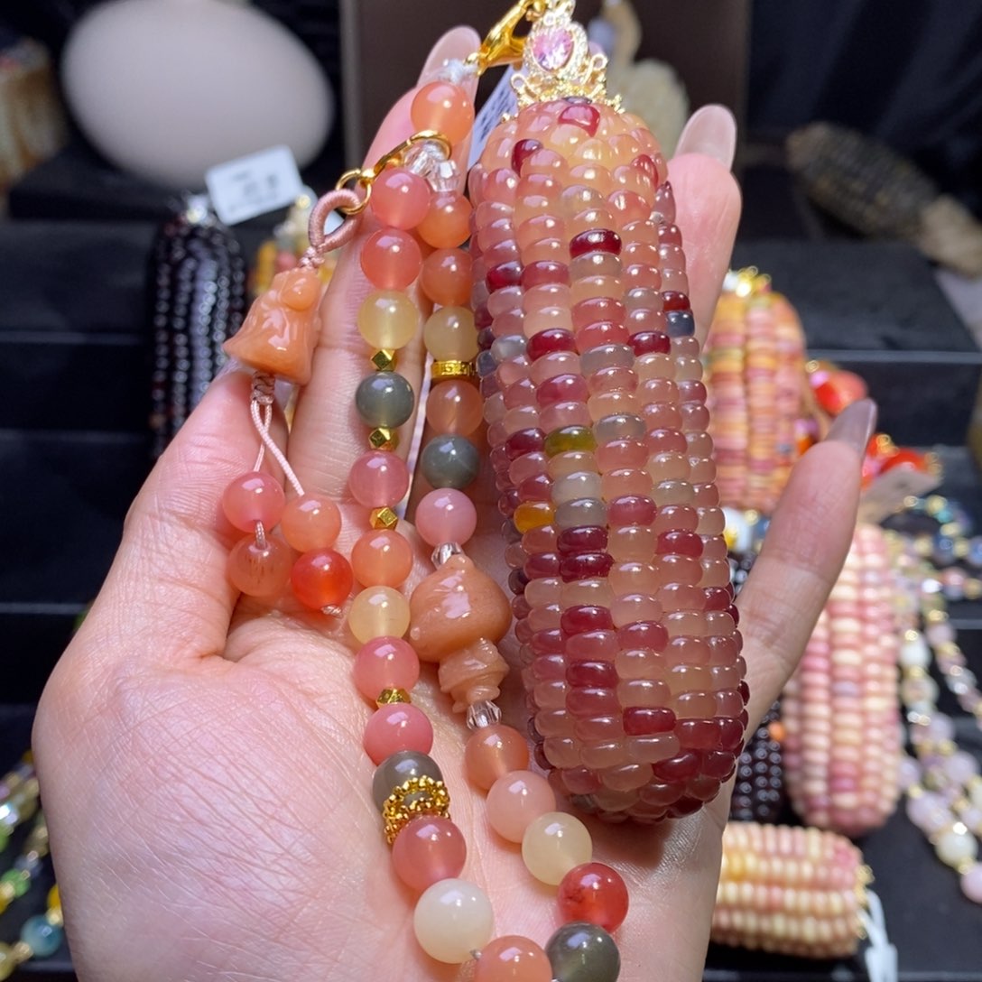 玉叙****举文玩玉米 果冻透