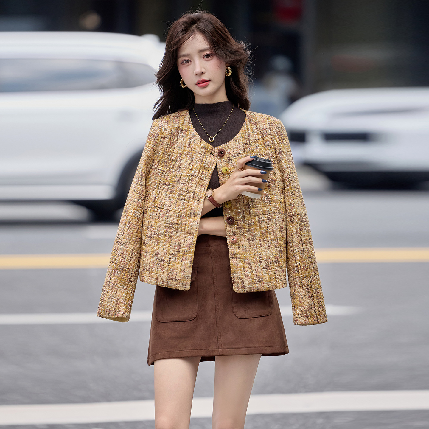 2025秋季新款女装名媛气质小香风高级感粗花呢短款上衣外套LU9083