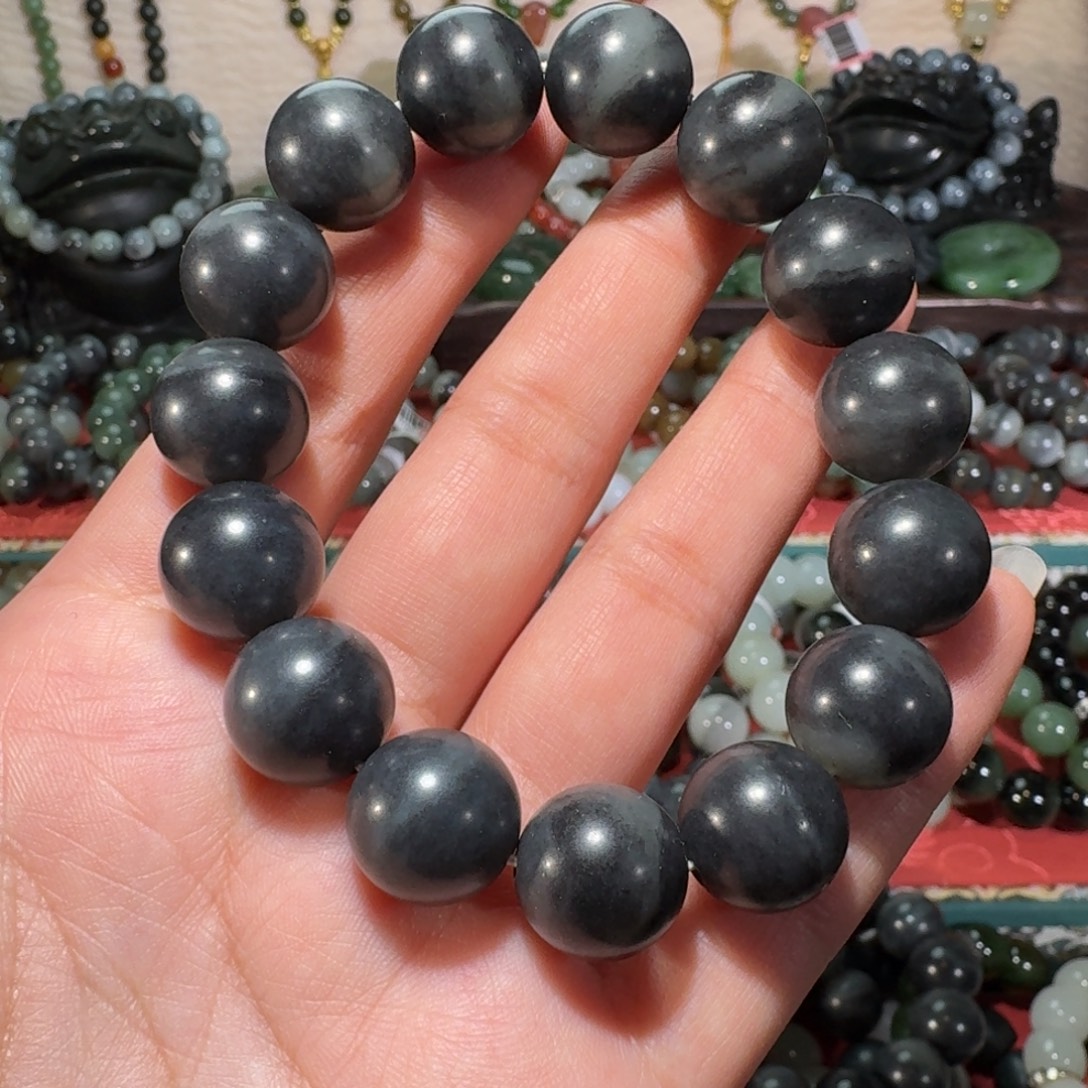 野***地和田玉未镶嵌手链