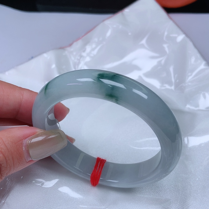 【闪购商品】翡翠手镯未镶嵌，