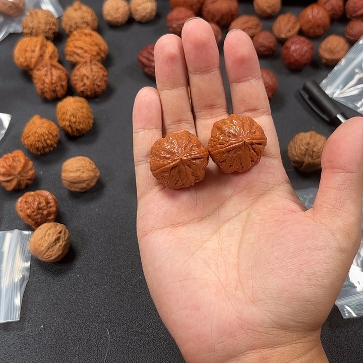 文玩核桃吊坠大麻墩