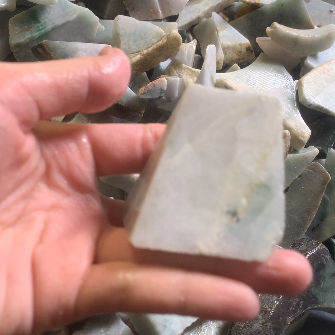 翡翠颈饰未镶嵌缅甸翡翠