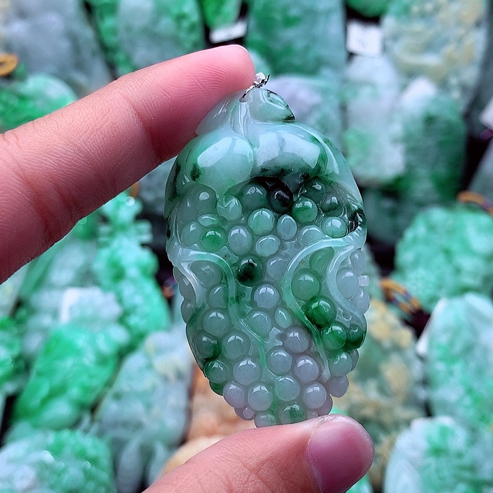 翡翠吊坠(不含链)未镶嵌