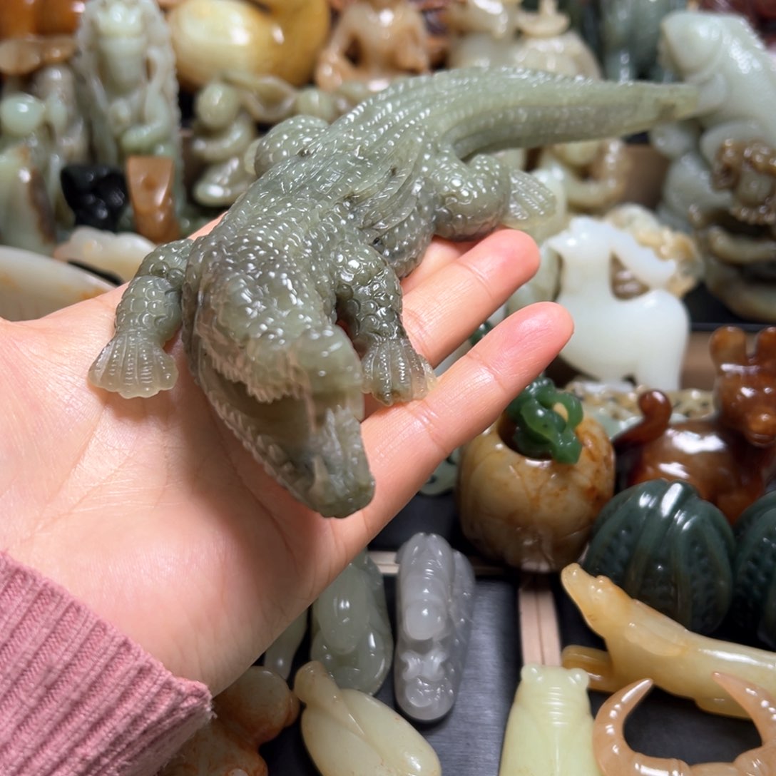 和田玉颈饰未镶嵌天*秀