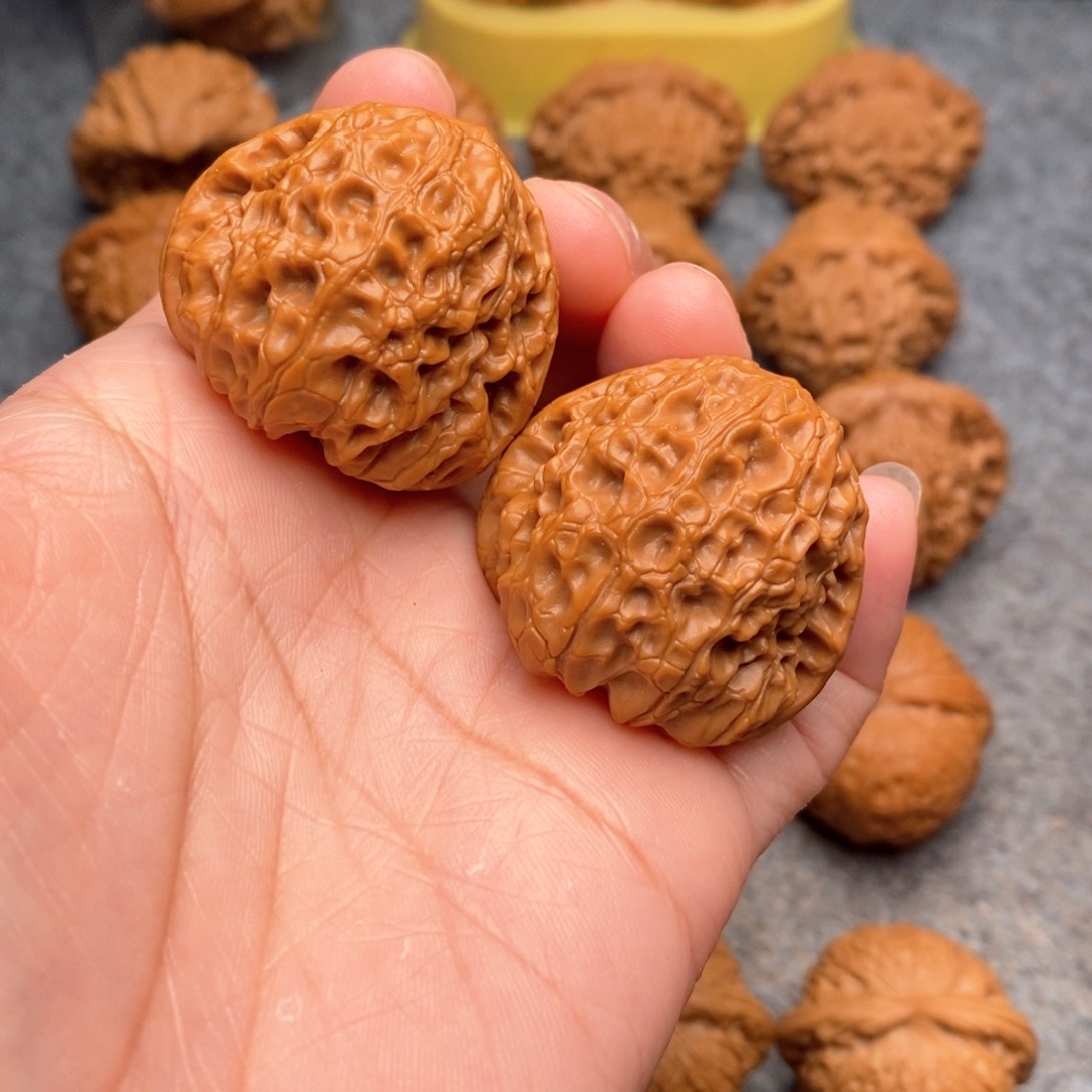 文玩核桃把件精品团圆狮子头37