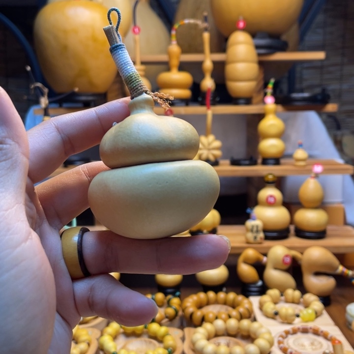 6****天然葫芦自然生长