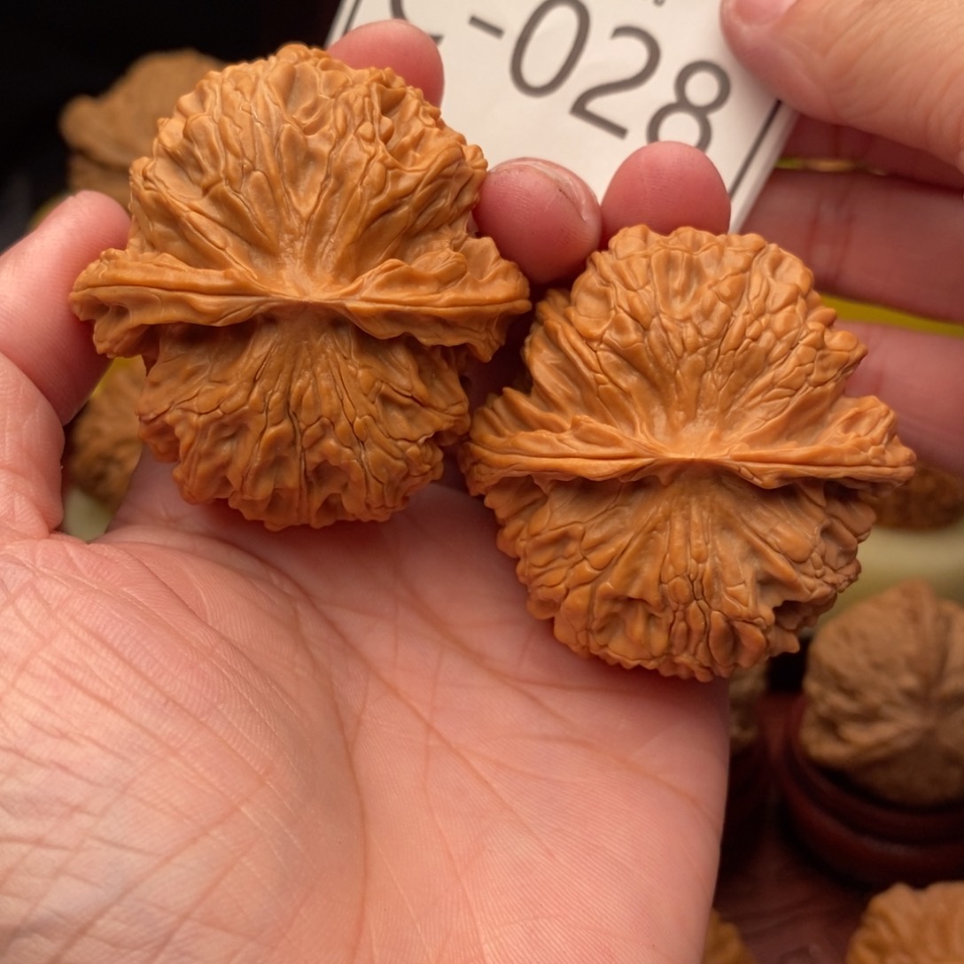 文玩核桃把件小**小苹果47