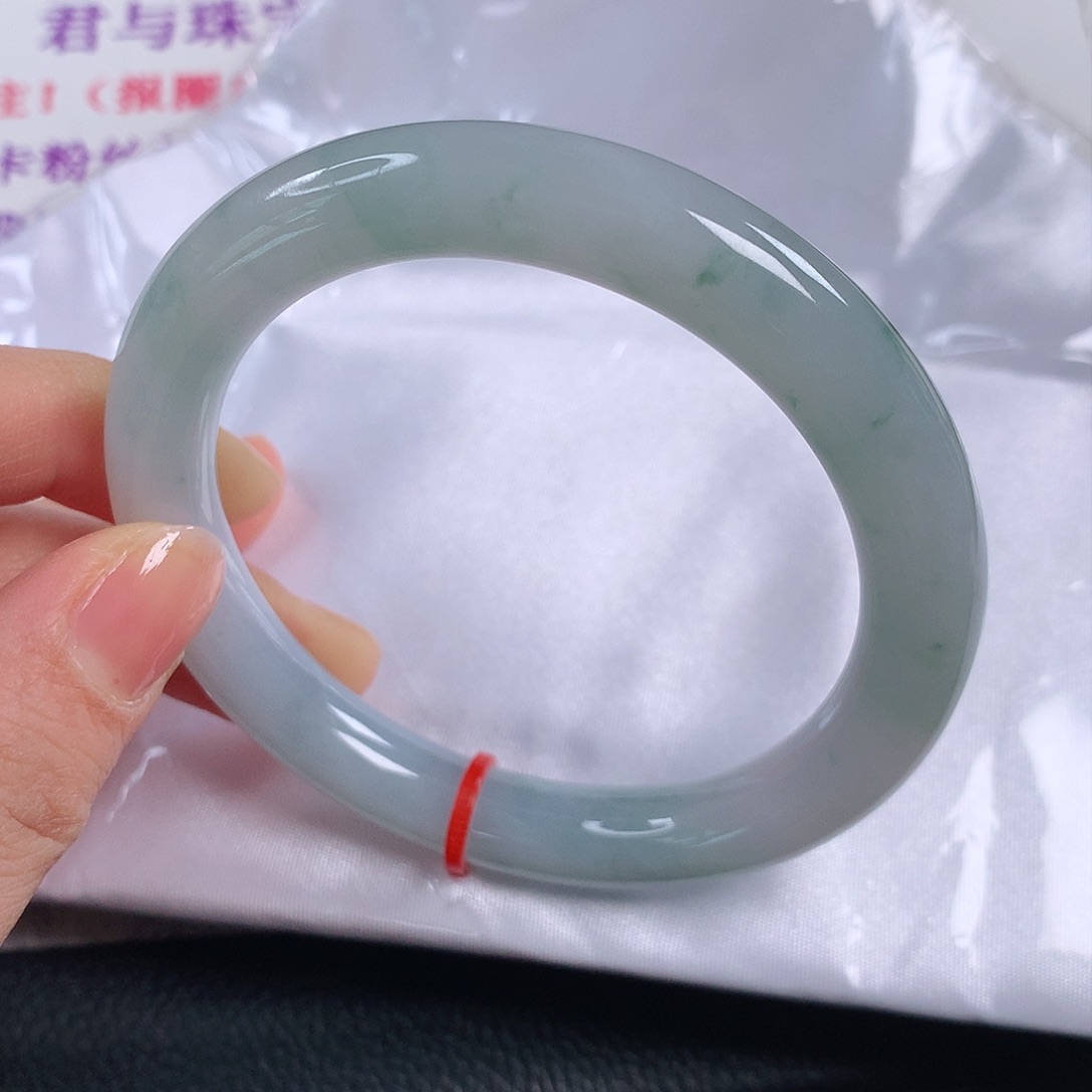 翡翠手镯未镶嵌可****座