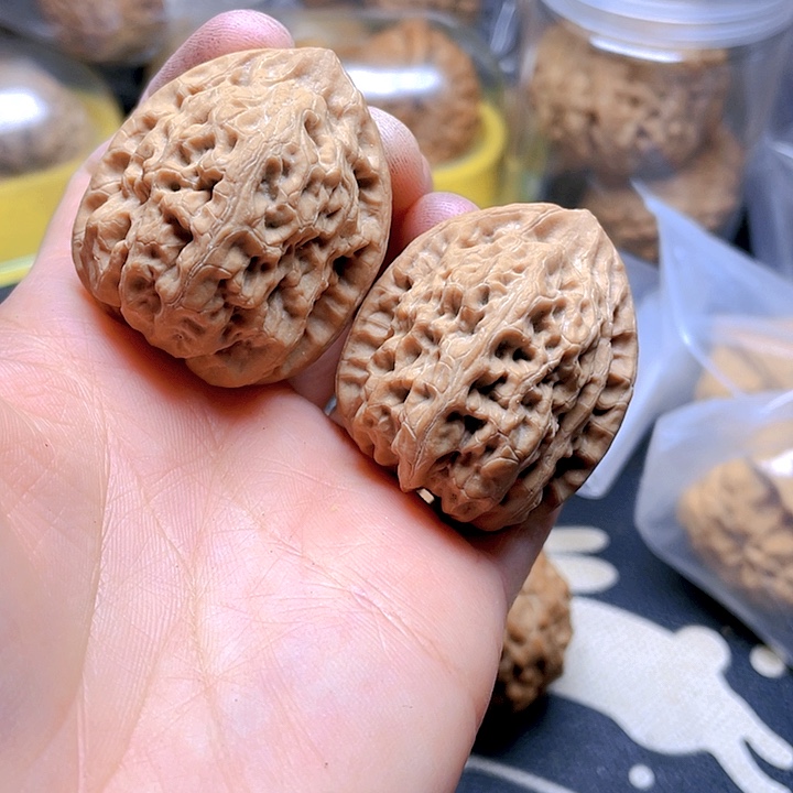 文玩核桃吊坠蓟县佛度35尺