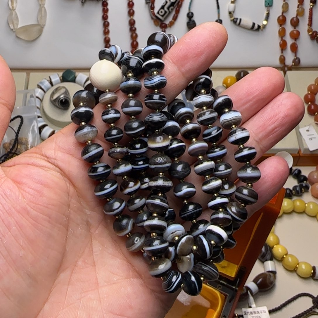 玛瑙/玉髓颈饰未镶嵌