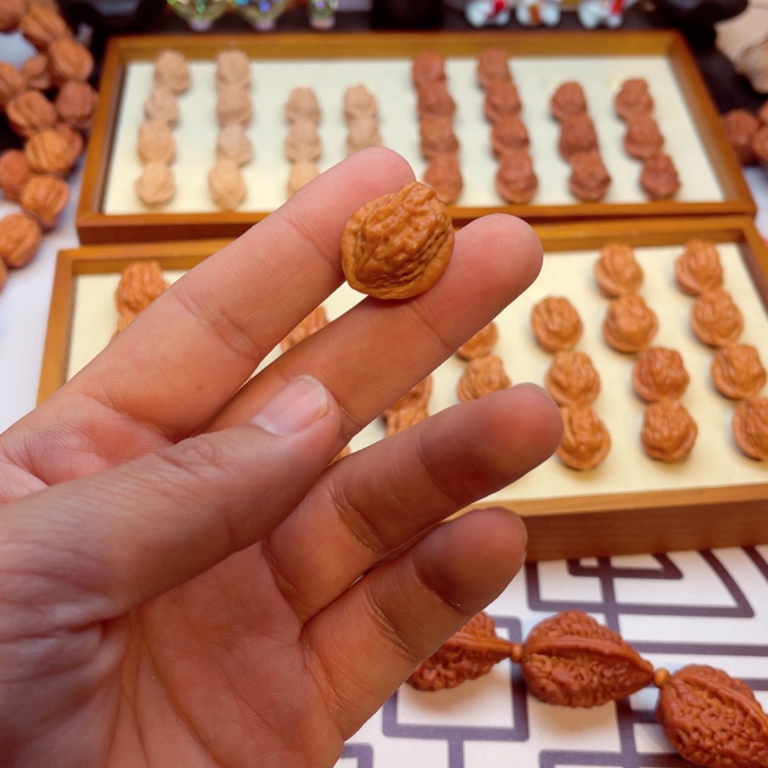 文玩核桃手串沐**风蛤蟆头