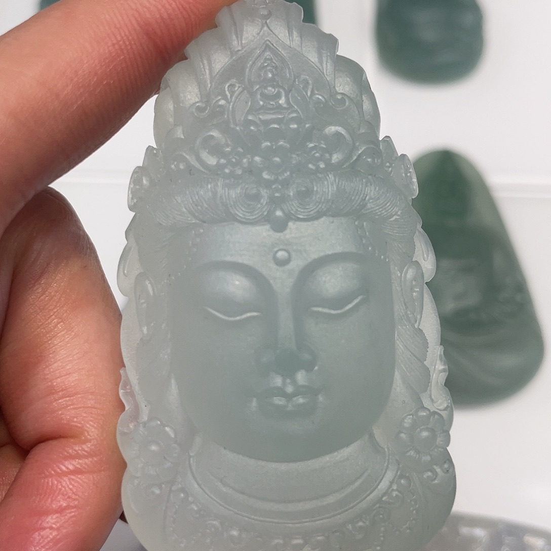 定制翡翠未镶嵌挂件