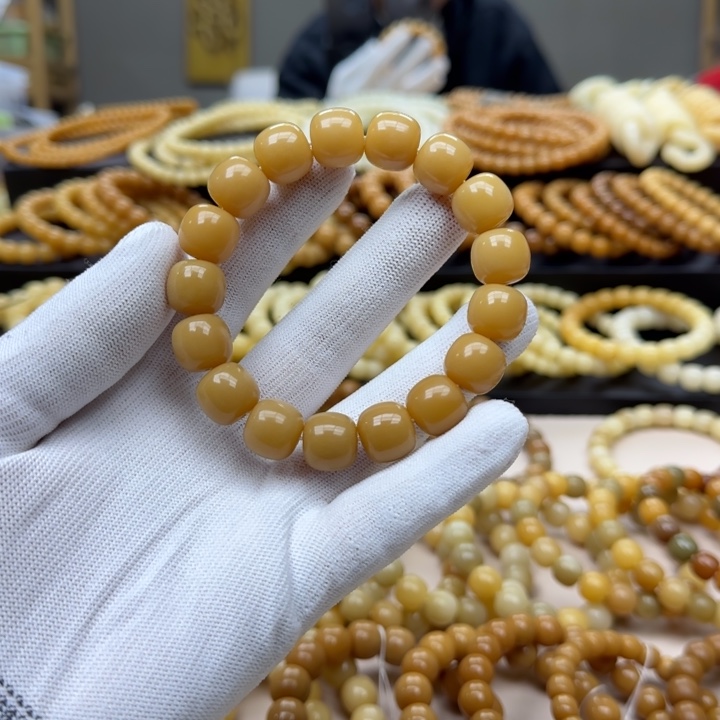 手串菩提根/象牙果13.14 8到10年 鬼工