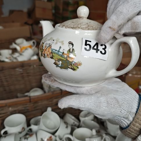 库存瓷片多孔茶壶