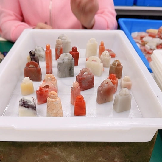 听***心青田石00000000000000