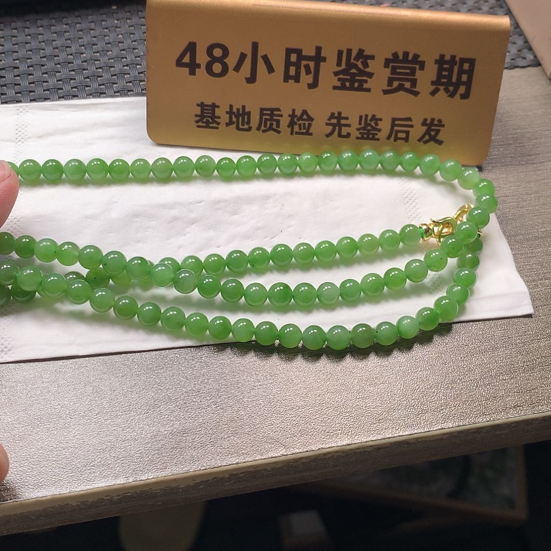 颈饰未镶嵌和田玉卡6
