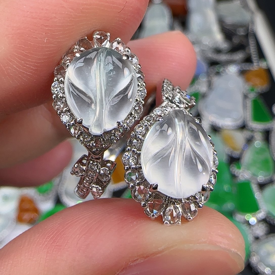 翡翠戒指18K金镶嵌天然翡翠