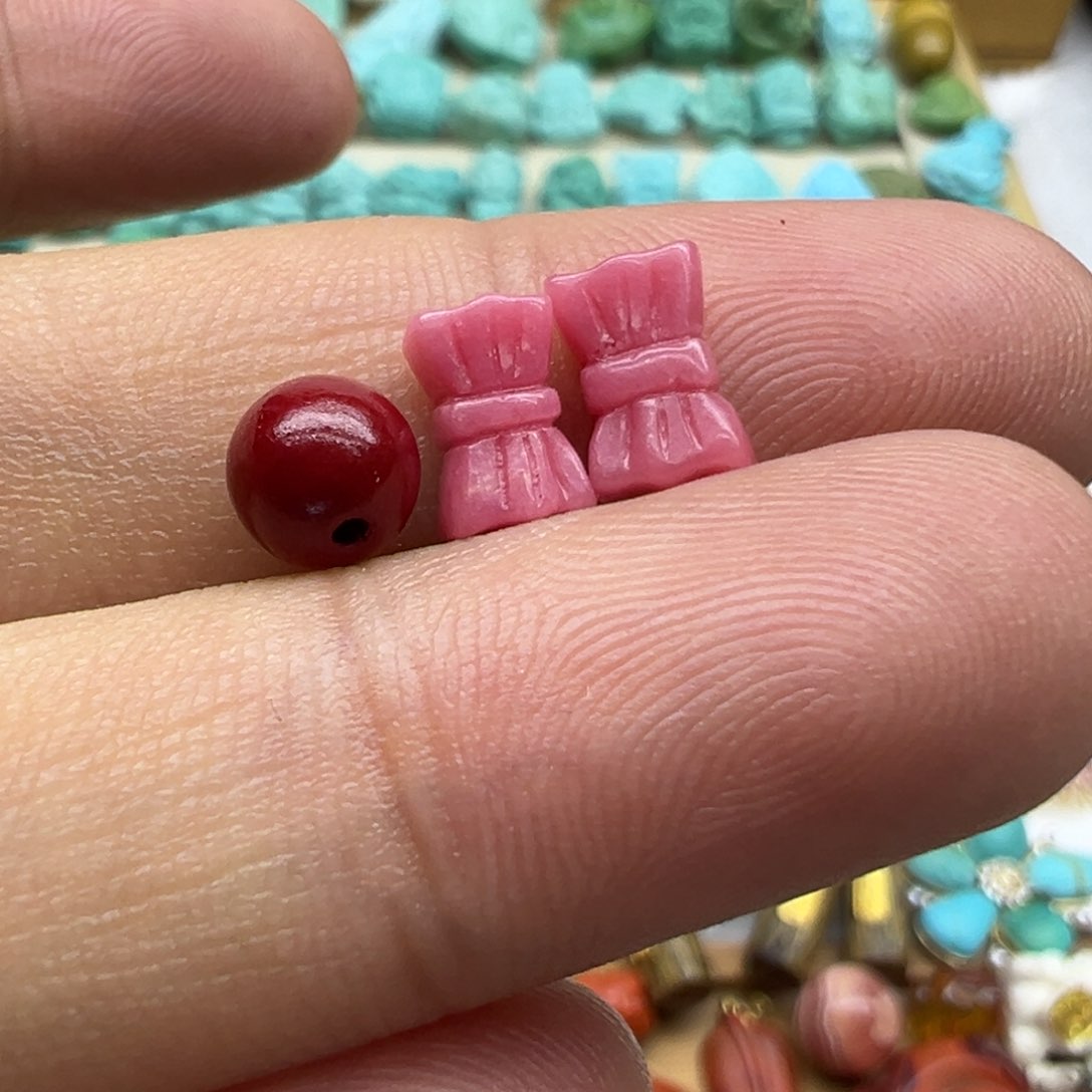 南红玛瑙颈饰未镶嵌