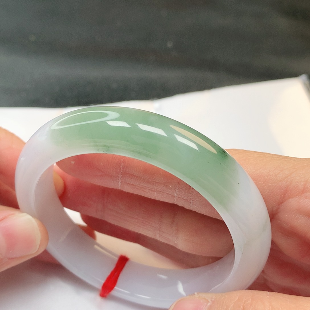 翡翠手镯未镶嵌40号